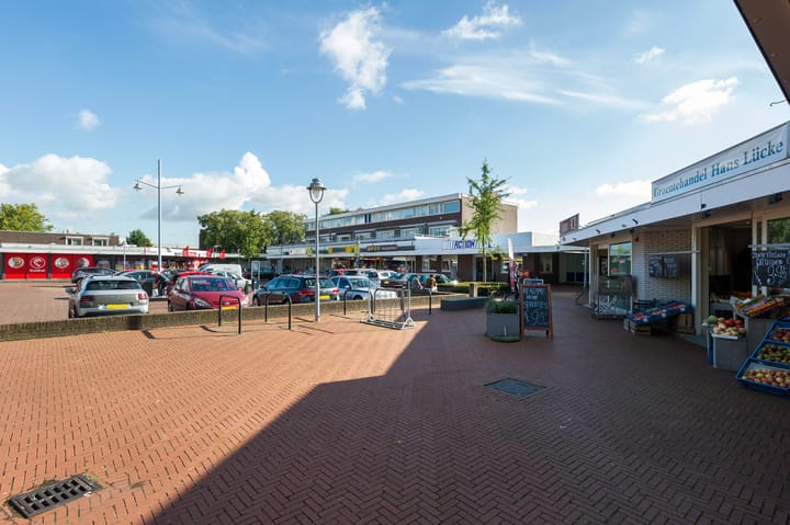 Foto 23 van Esdoornlaan 42