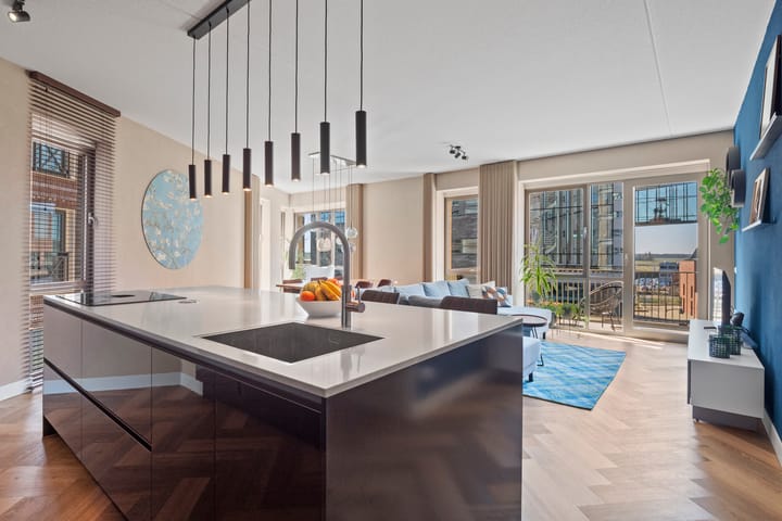 Foto 5 van Kanseliersplein 174