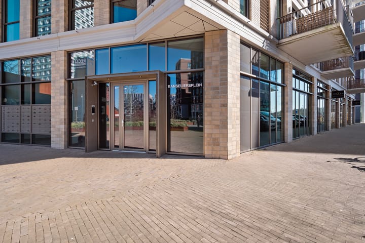 Foto 31 van Kanseliersplein 174