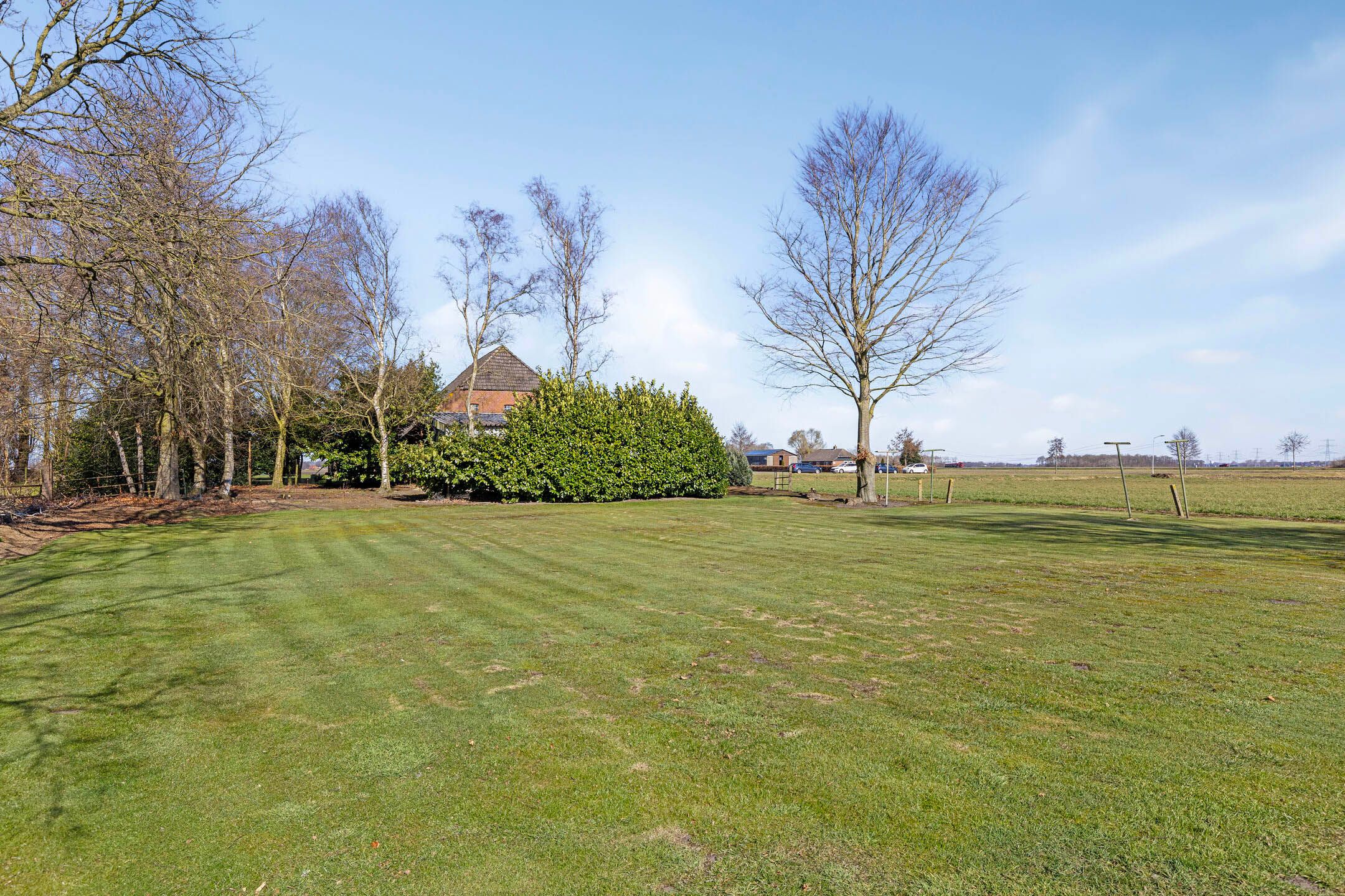 Foto 27 van Dikbroeken 9