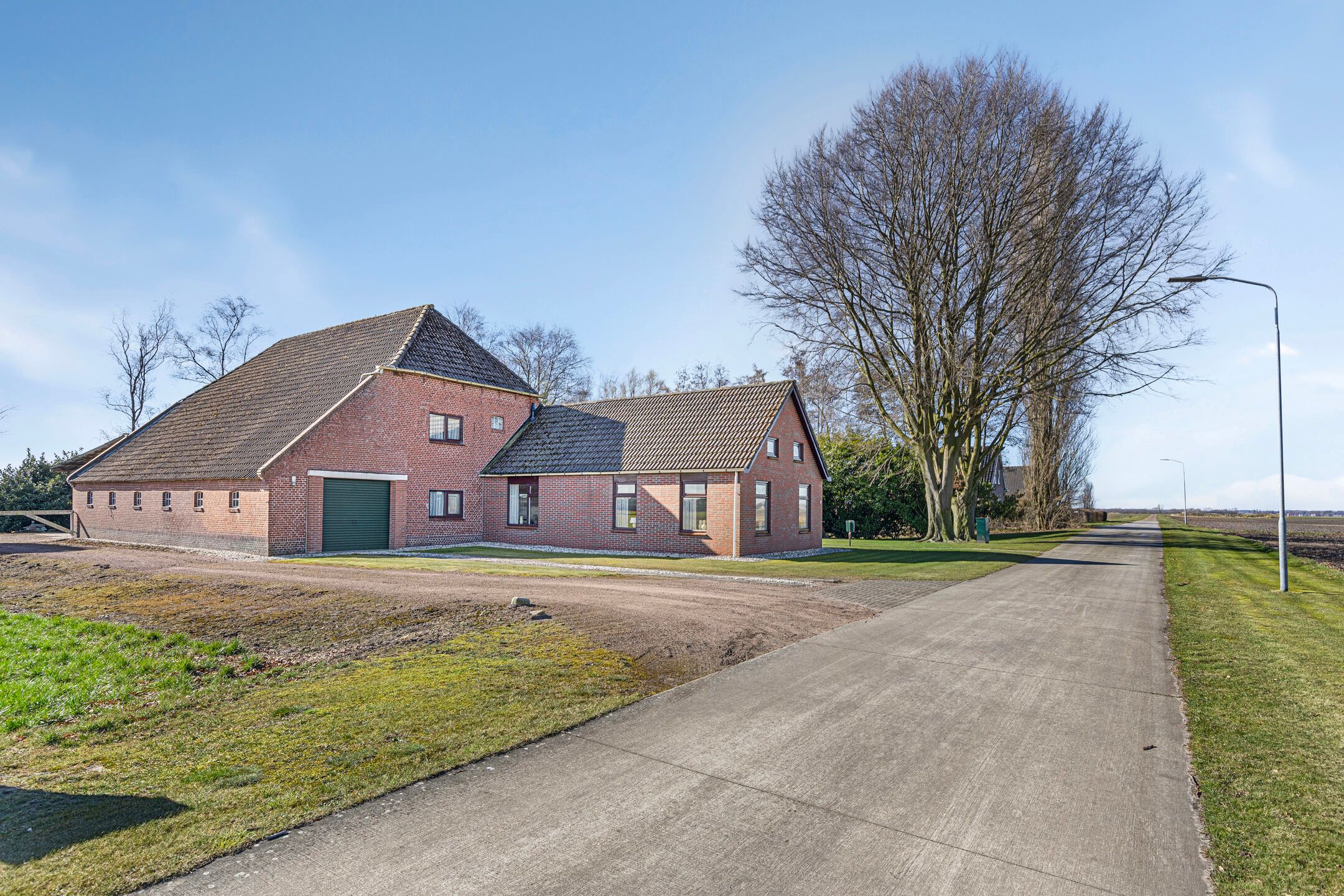 Foto 30 van Dikbroeken 9