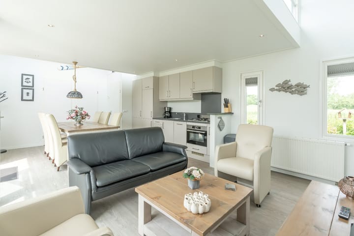 Photo 3 of de Haaijmanweg 2-A0033