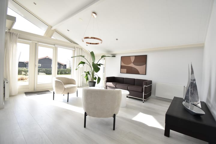 Foto 2 van Oude Zeedijk 1-49