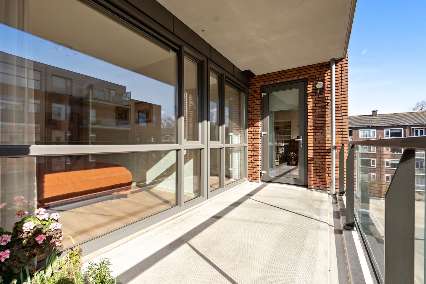 Foto 14 van van Vollenhovenlaan 96