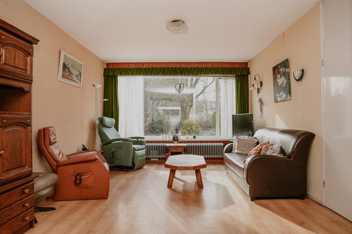 Foto 3 van Maanlanderhof 12