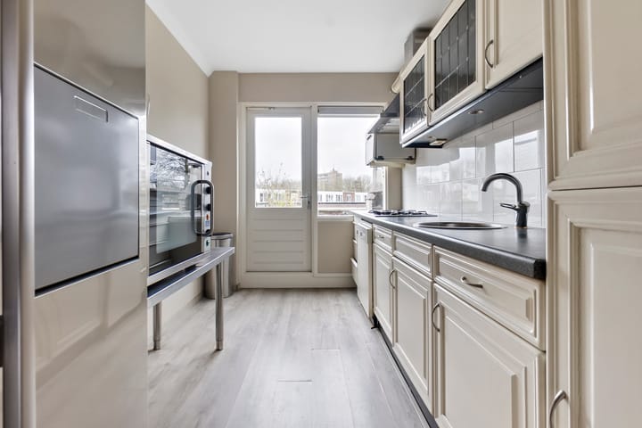 Foto 15 van Gerrit van der Veenlaan 146