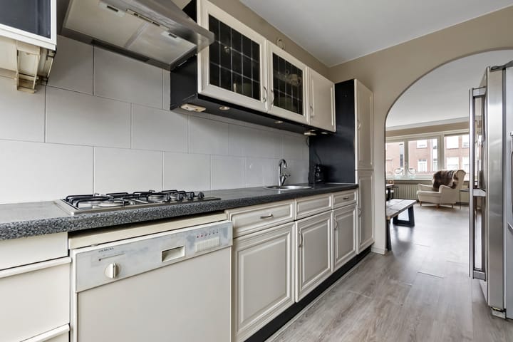 Foto 21 van Gerrit van der Veenlaan 146