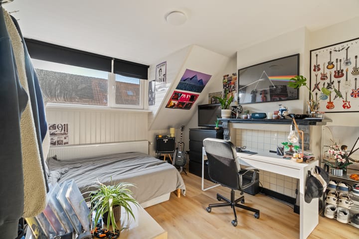 Foto 16 van Lisbloemstraat 63-B