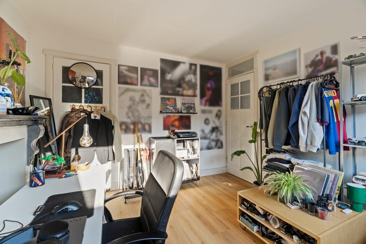 Foto 17 van Lisbloemstraat 63-B