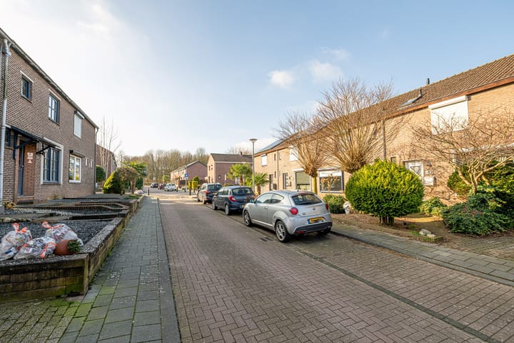 Foto 5 van Goudenregenstraat 14