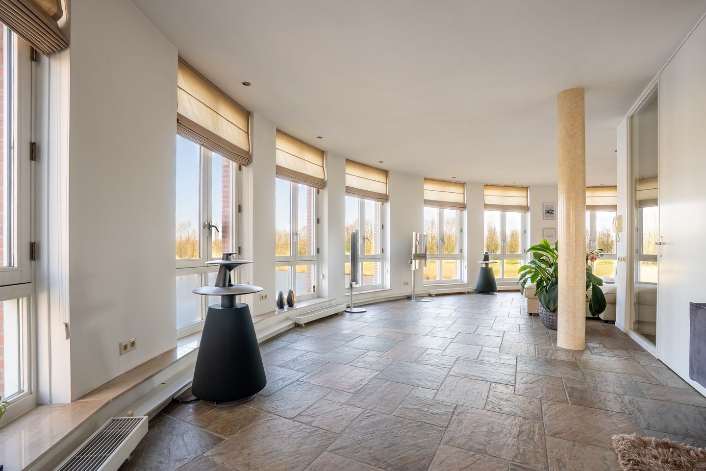 Foto 10 van Zwaenenstede 23