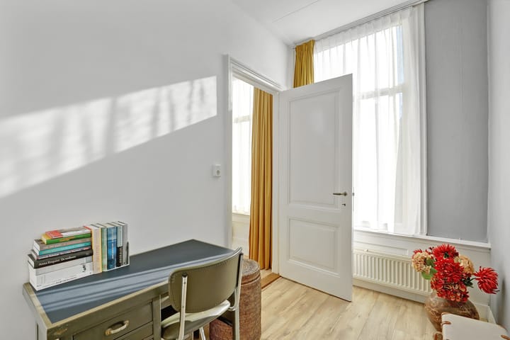 Foto 24 van Spoorstraat 50