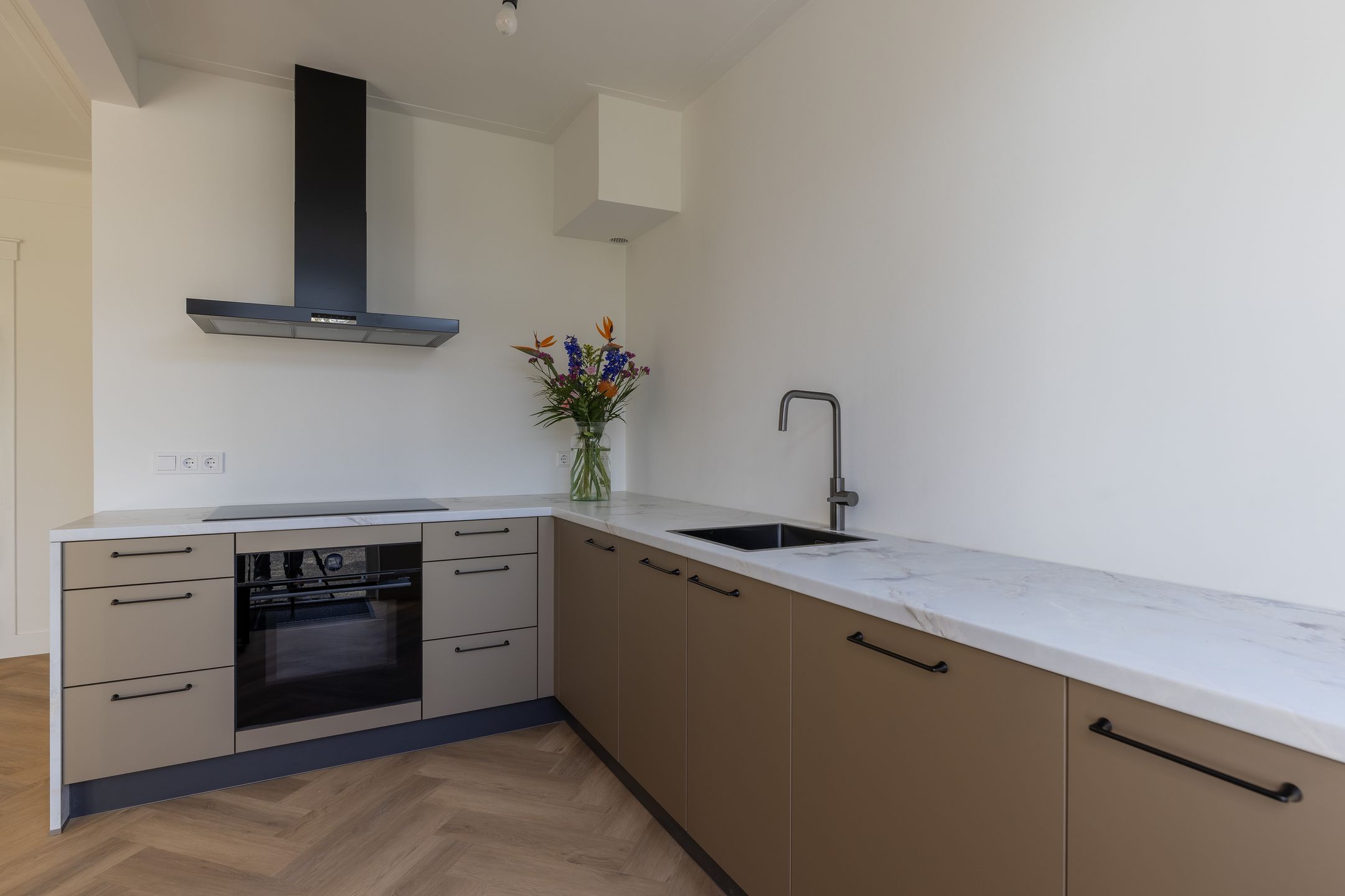 Foto 12 van Heemskerklaan 28