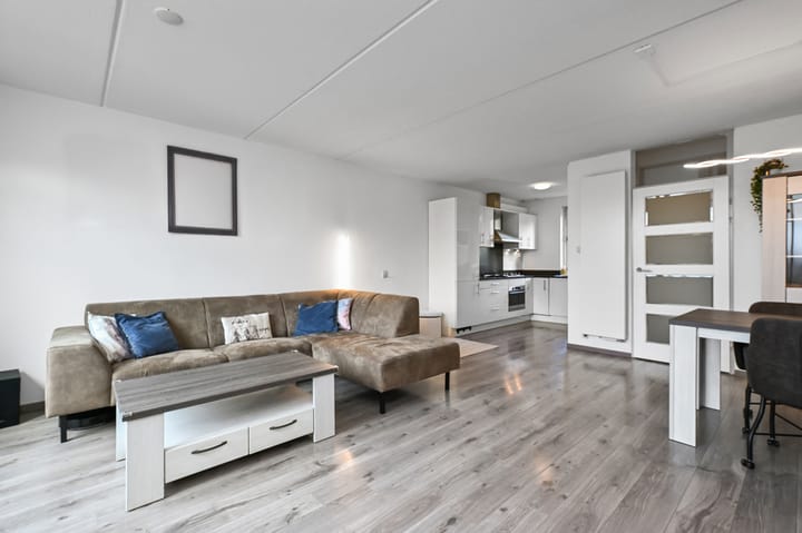 Foto 2 van Sterkenburg 81