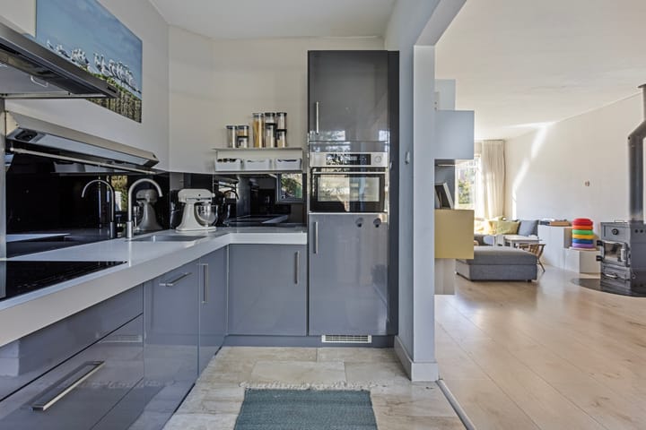 Foto 15 van Petrus Dondersstraat 43