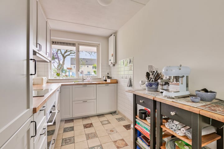 Foto 9 van C. Outshoornstraat 20