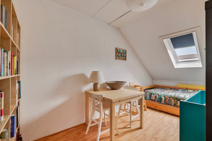 Foto 26 van C. Outshoornstraat 20