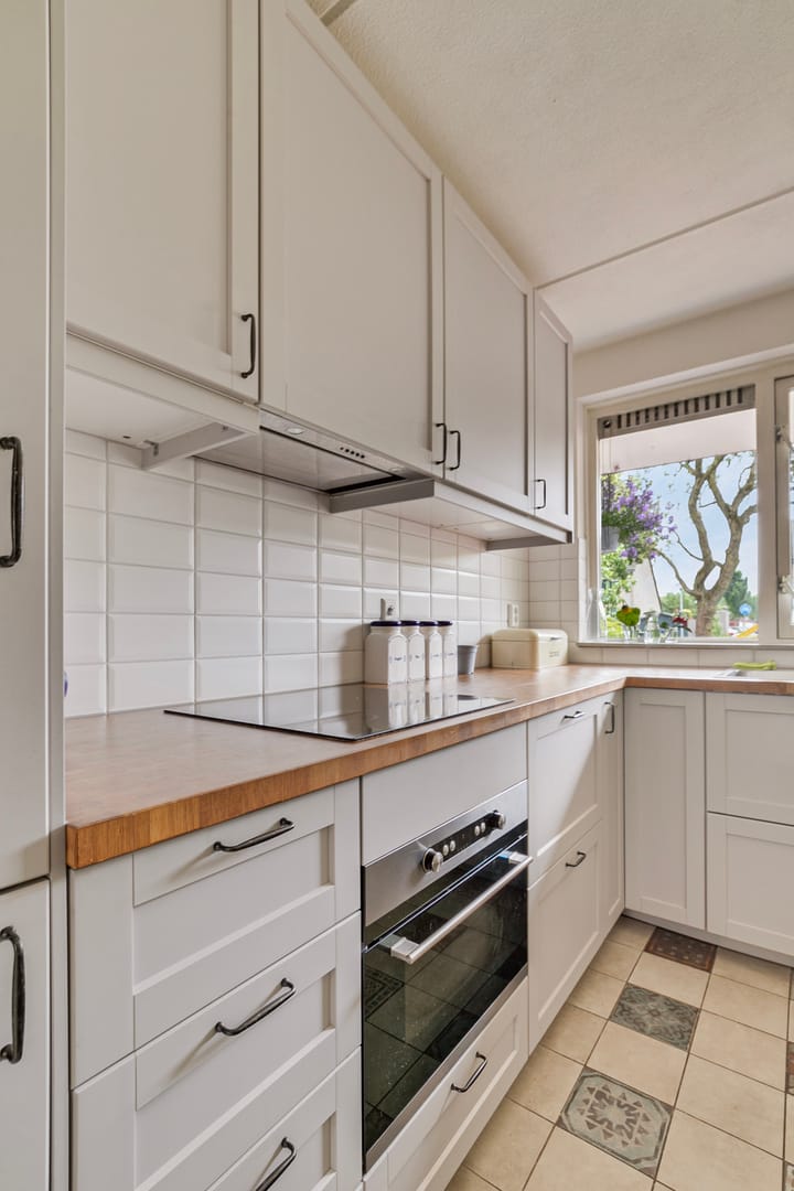 Foto 10 van C. Outshoornstraat 20