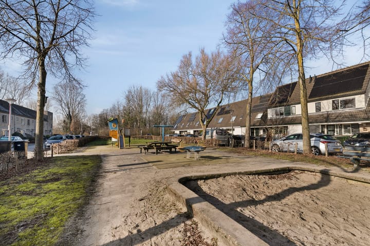 Foto 43 van C. Outshoornstraat 20