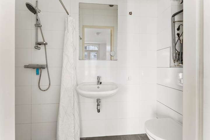 Foto 3 van Amsterdamsestraatweg 126-A