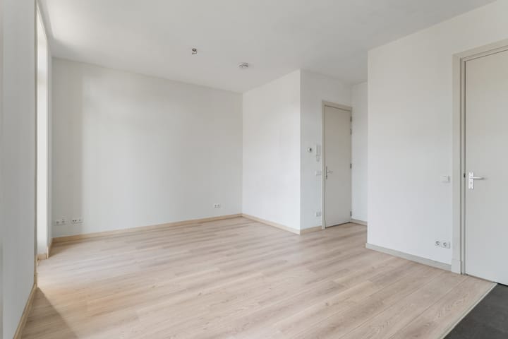 Foto 10 van Amsterdamsestraatweg 126-A