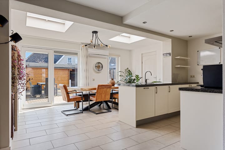 Foto 3 van Zr. Damasastraat 16