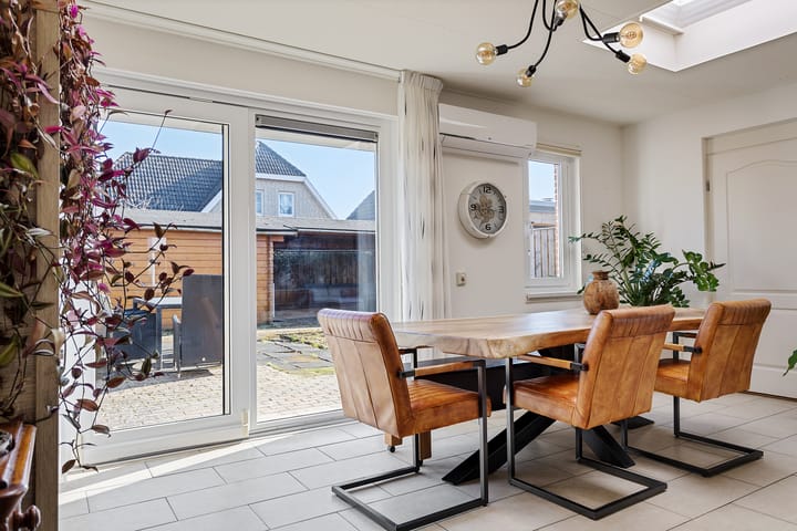 Foto 18 van Zr. Damasastraat 16