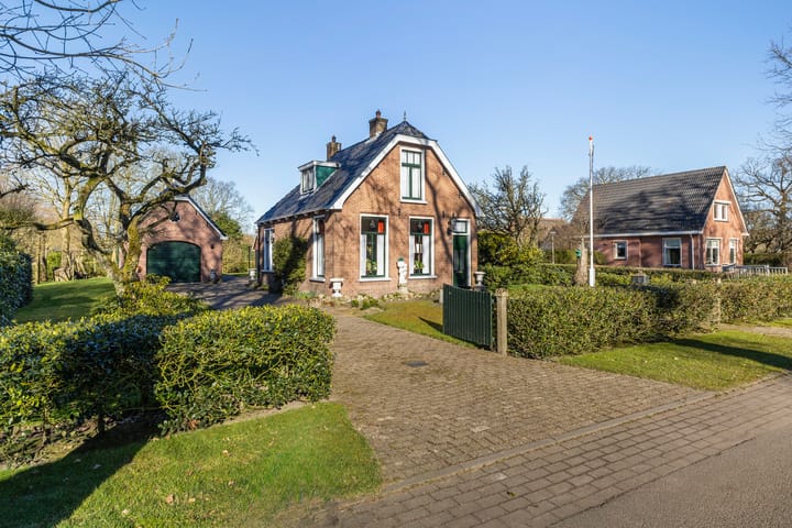 Photo 8 of Van Sminiaweg 17