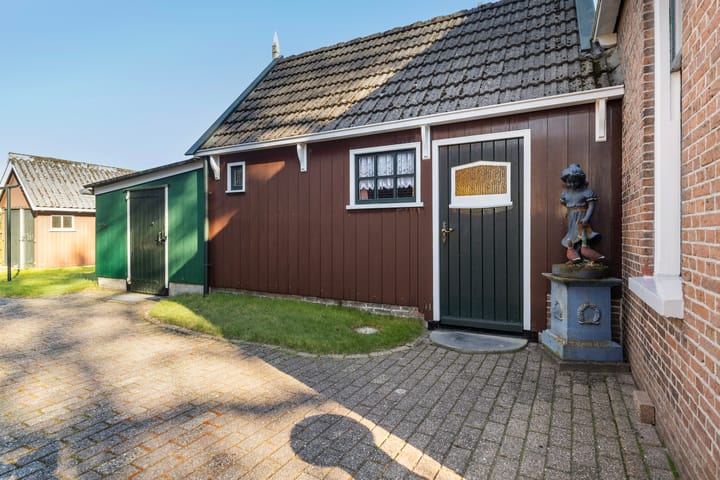 Photo 30 of Van Sminiaweg 17