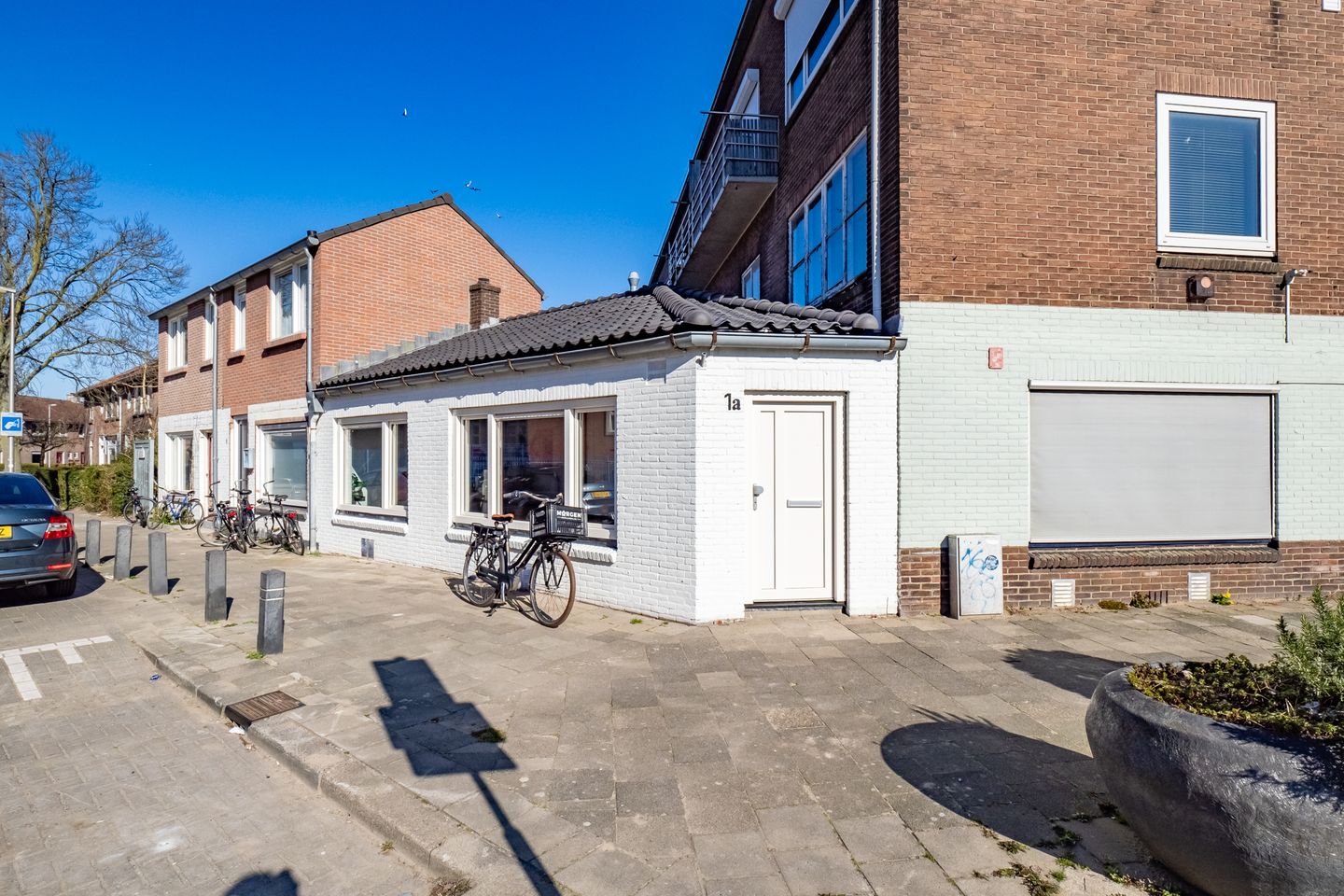 Photo 4 of Warmoesstraat 1-A