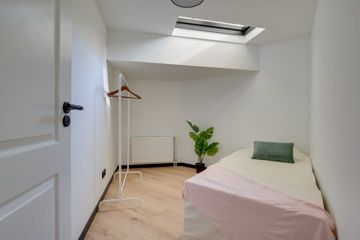 Foto 27 van Warmoesstraat 1-A