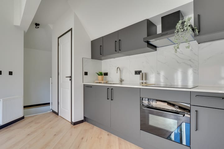 Foto 6 van Warmoesstraat 1-A