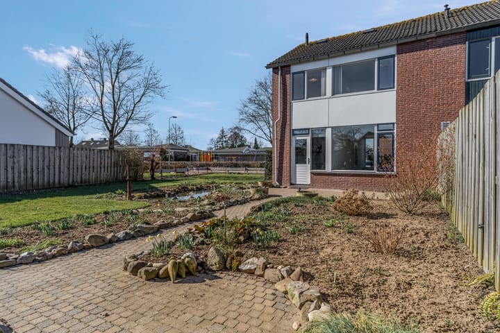 Foto 28 van Margrietstraat 43