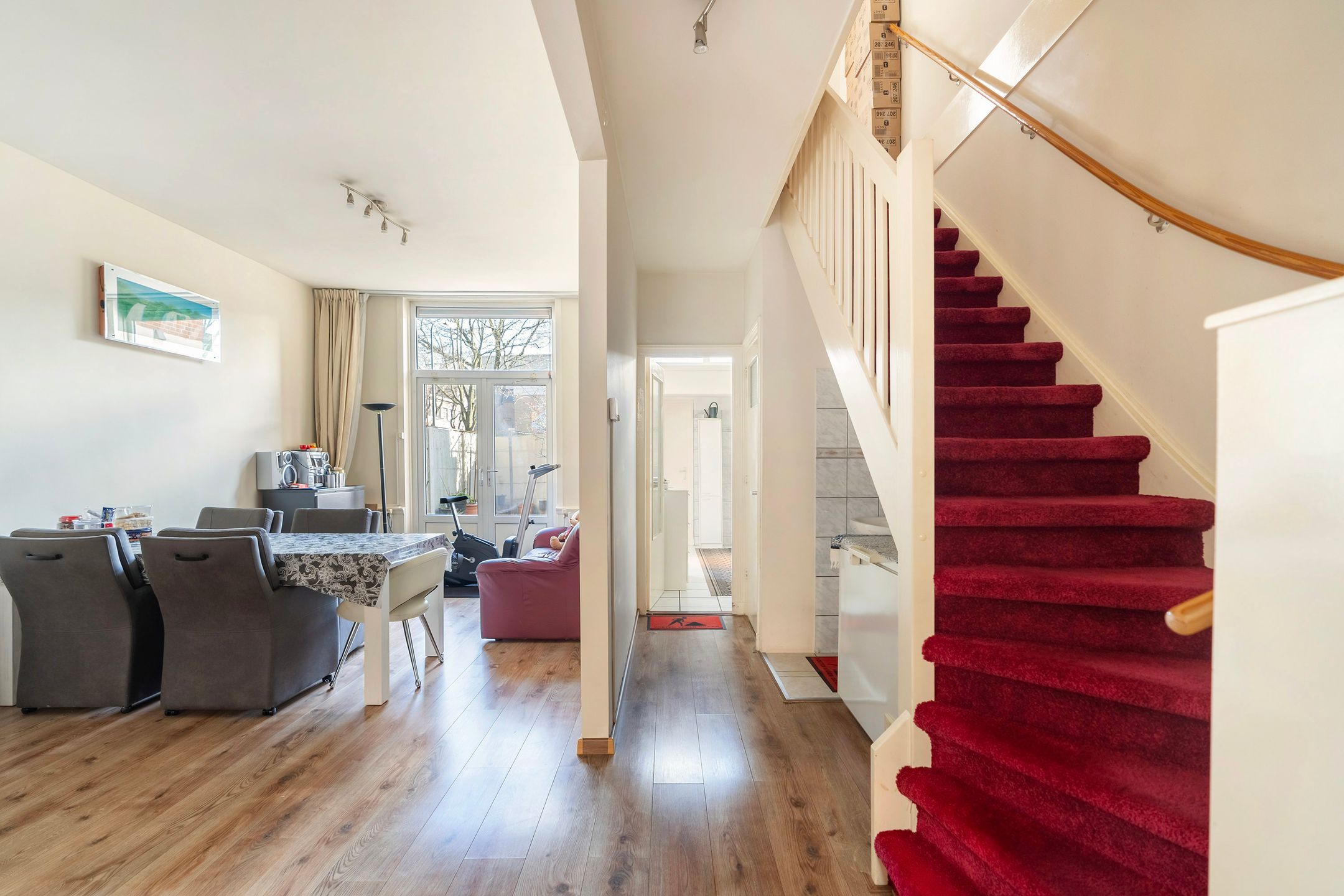 Foto 9 van Van Marumstraat 8