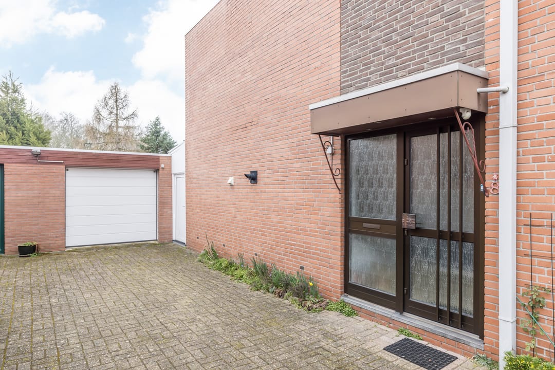 Foto 2 van Leienhoesstraat 8