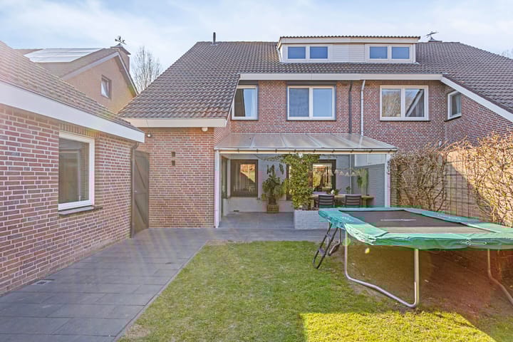 Foto 34 van Baronielaan 44