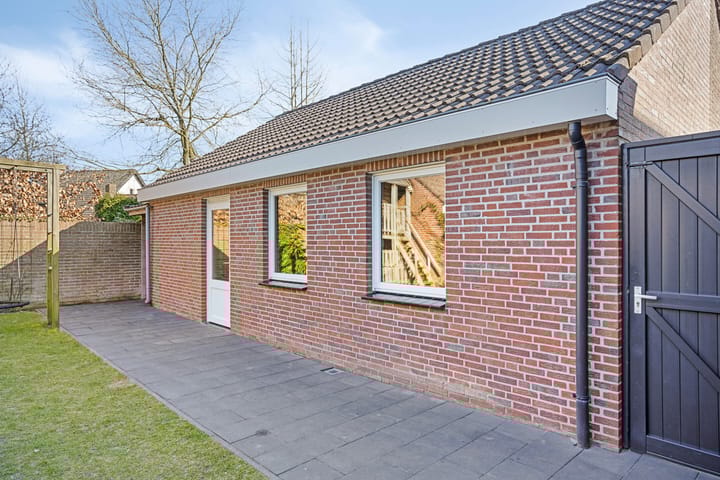 Foto 37 van Baronielaan 44