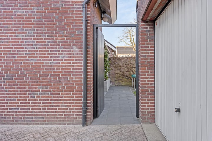 Foto 39 van Baronielaan 44