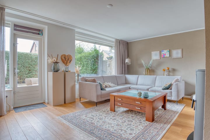 Foto 15 van Antoniuslaan 17