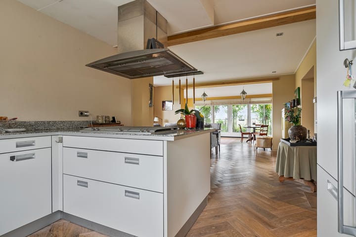 Foto 16 van Hageweg 12