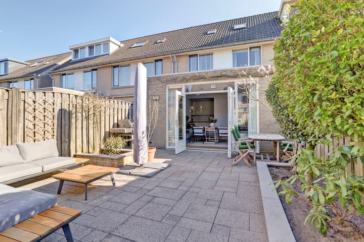 Foto 2 van Dennenhei 16