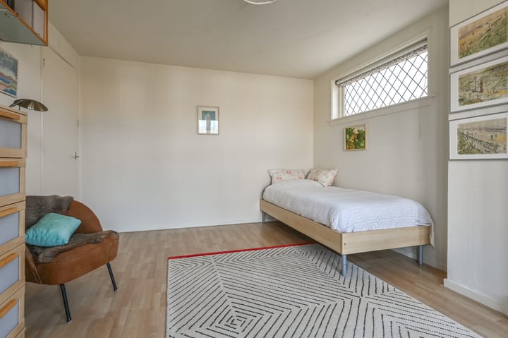 Foto 22 van Leeuwendalersstraat 1