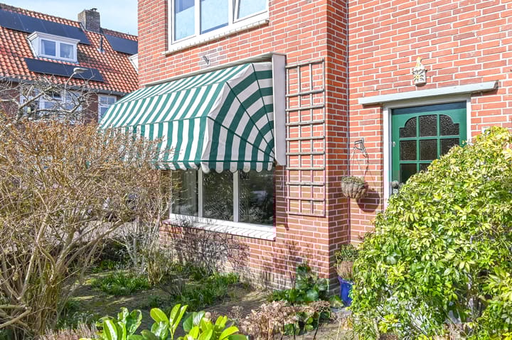 Foto 38 van Leeuwendalersstraat 1