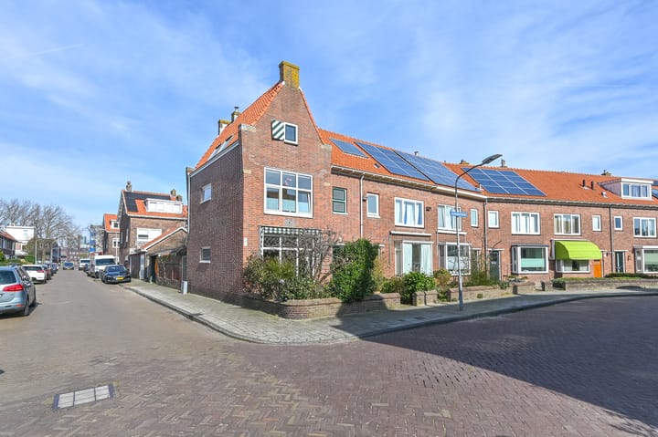 Foto 40 van Leeuwendalersstraat 1