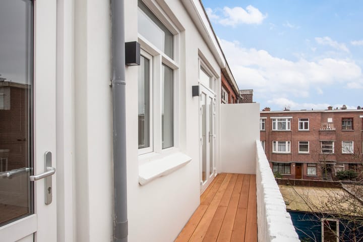 Foto 12 van Hoenderloostraat 81