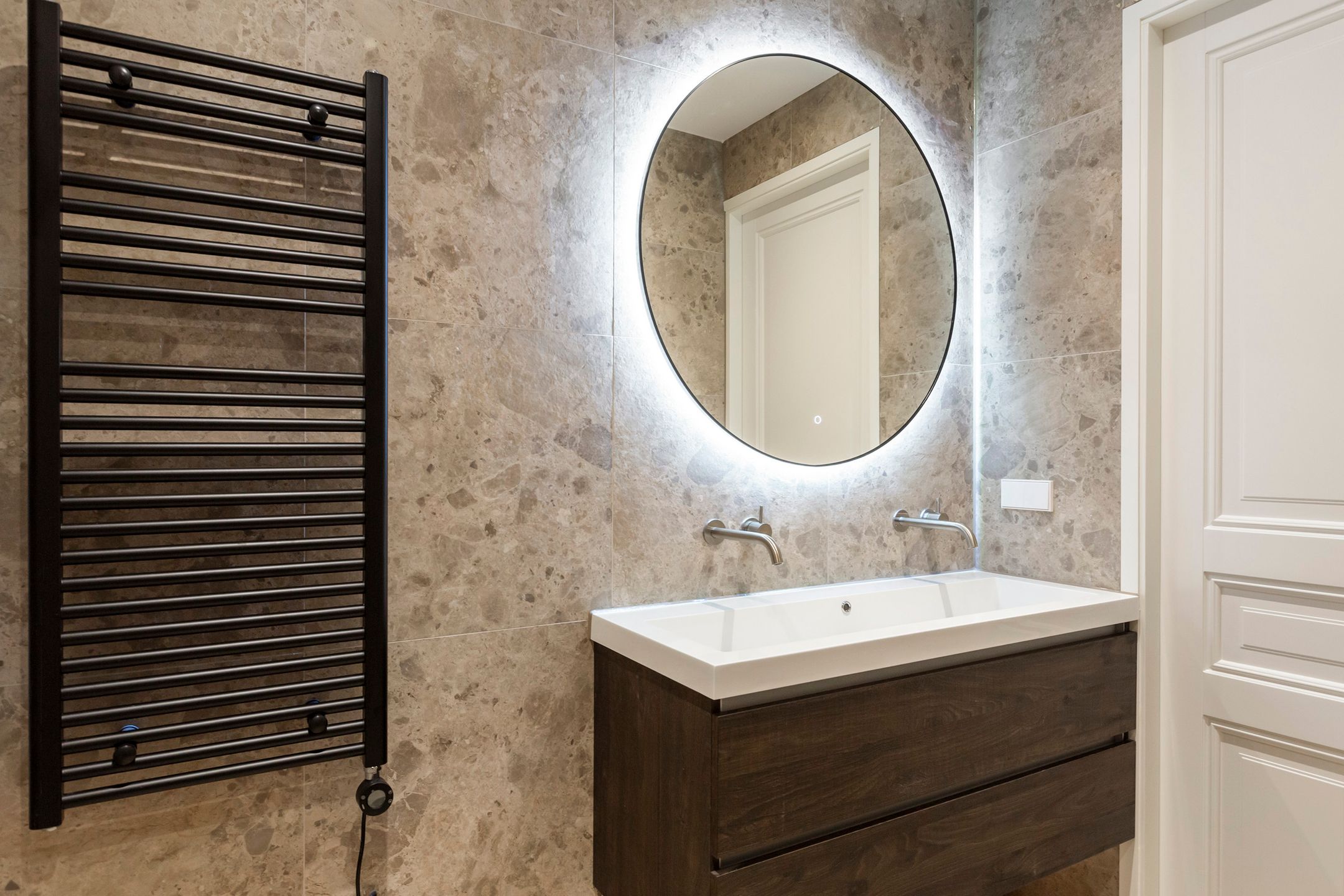 Foto 18 van Hoenderloostraat 81