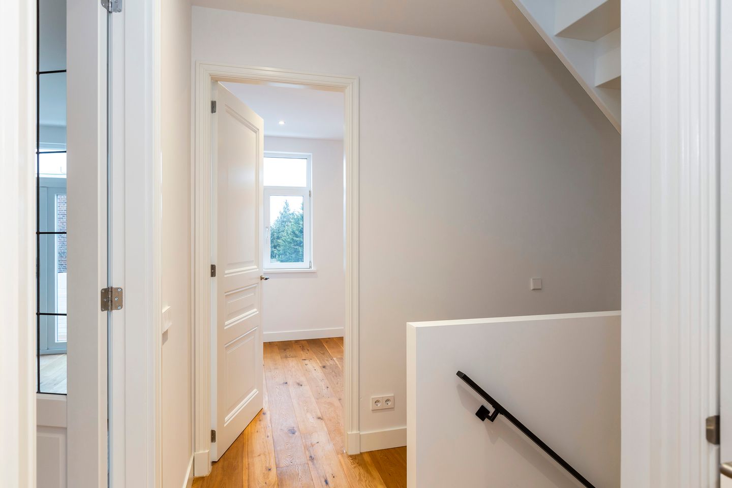 Foto 19 van Hoenderloostraat 81