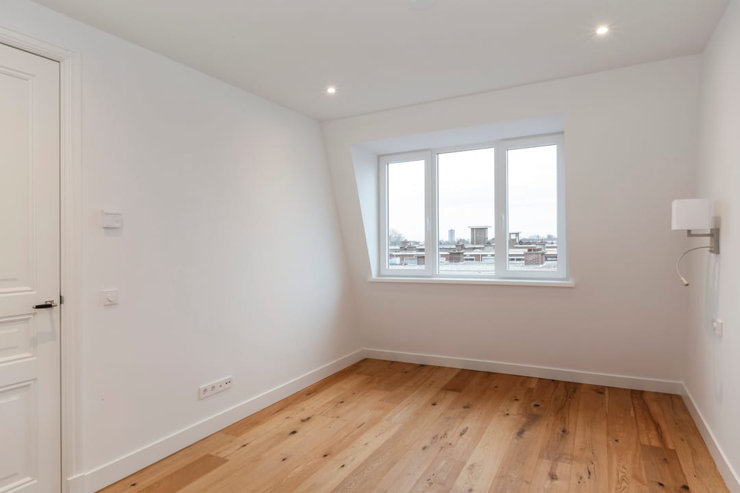 Foto 28 van Hoenderloostraat 81