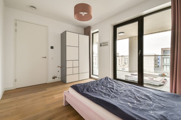 Foto 23 van Cola Debrotstraat 18