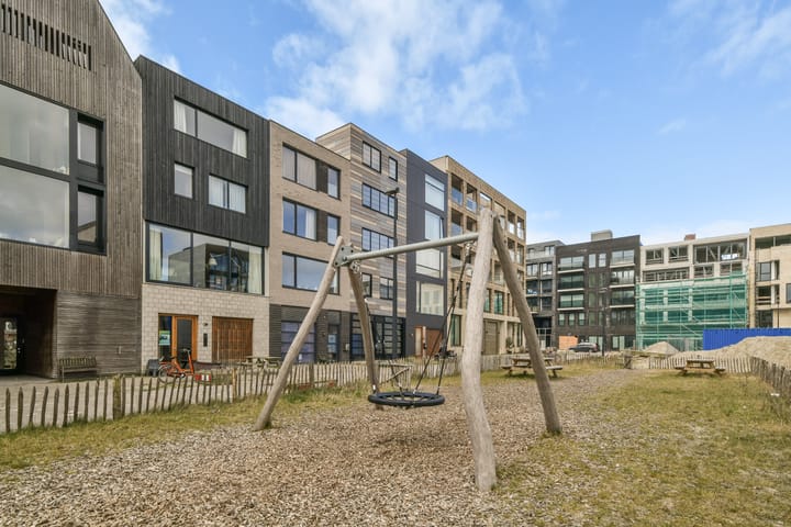 Foto 31 van Cola Debrotstraat 18